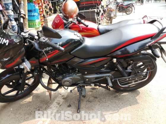 Bajaj pulsar ug4